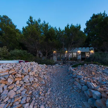 Villa Immortelle Deluxe Beachfront *