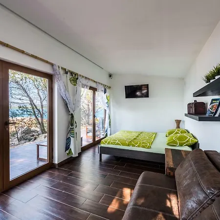 Immortelle Deluxe Beachfront Villa Murter