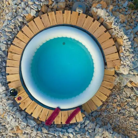 Immortelle Deluxe Beachfront *
