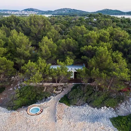 Immortelle Deluxe Beachfront Villa Murter