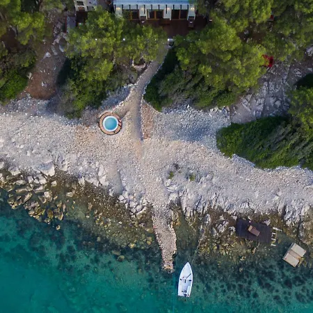Villa Immortelle Deluxe Beachfront